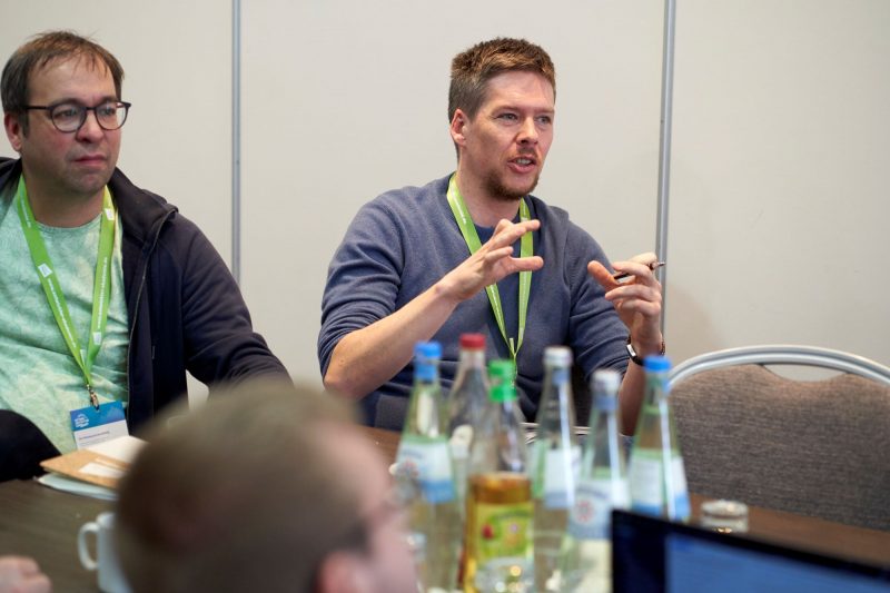 Teilnehmende einer Software Architecture Schulung