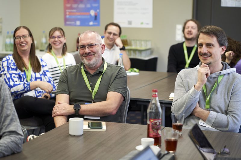 54473321465_c7d99f534e_k 2 Teilnehmer Konferenz im Workshop